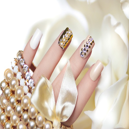 Item BS 2 - $25 Gift Card for Lav.ish Nails Spa in Affton